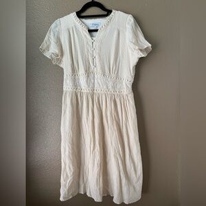 EUC Polagram Beige Lace Accent Dress